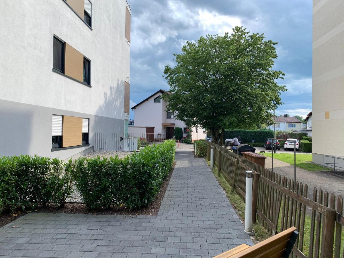 Penthouse Apartment Mit Alpenblick Friedrichshafen Bagian luar foto
