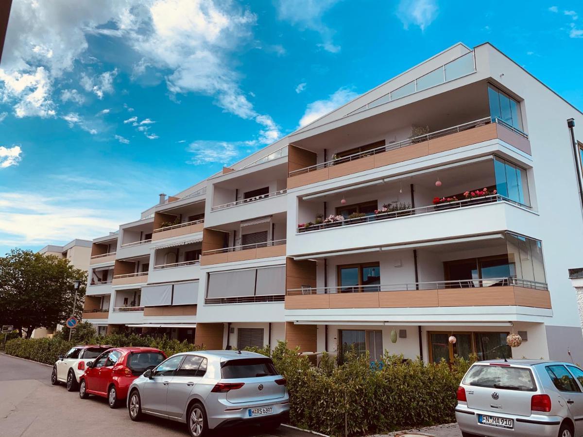 Penthouse Apartment Mit Alpenblick Friedrichshafen Bagian luar foto